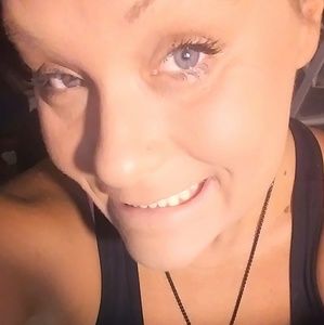 Meet your Posher, Jen